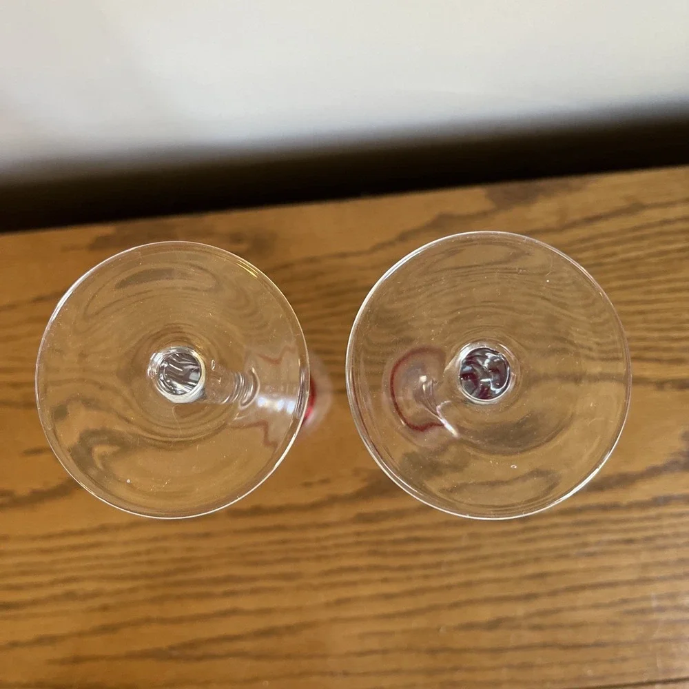 PIER 1 RED SWIRLINE CHAMPAGNE FLUTE GLASS (SET OF TWO) Long Stem 10
